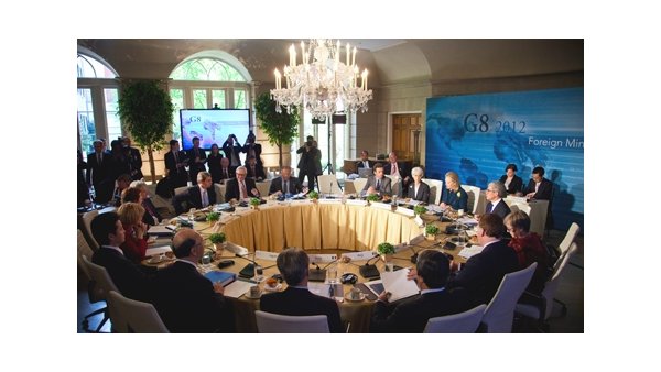 Déni de réalité pour le G8